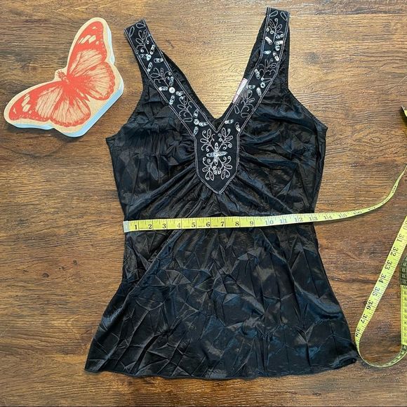 Vintage | 90s Beaded Black Tank - Picture 7 of 8